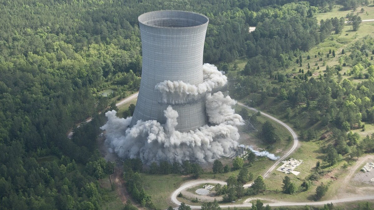 Workers in protective gear at the Savannah River Site (file photo)